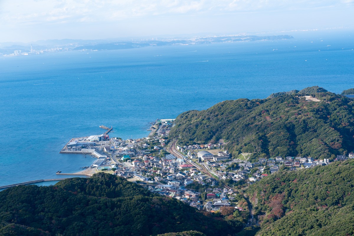 锯山眺望，秋日红叶